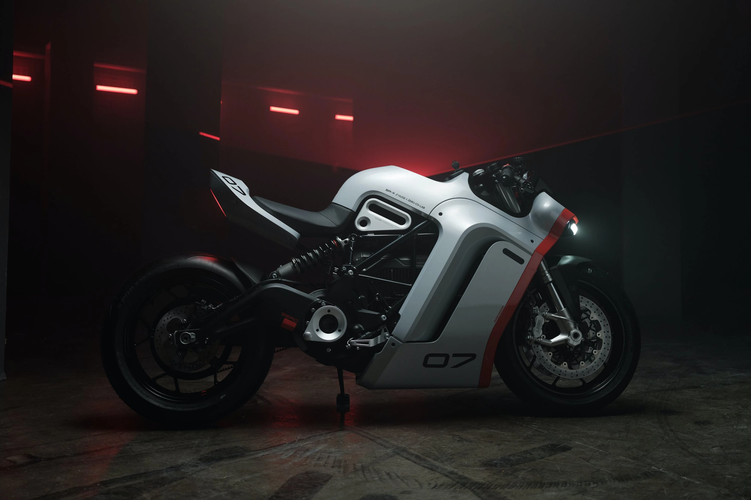 A snub-nosed, snub-tailed Cyberpunk take on Zero's electric sports tourer