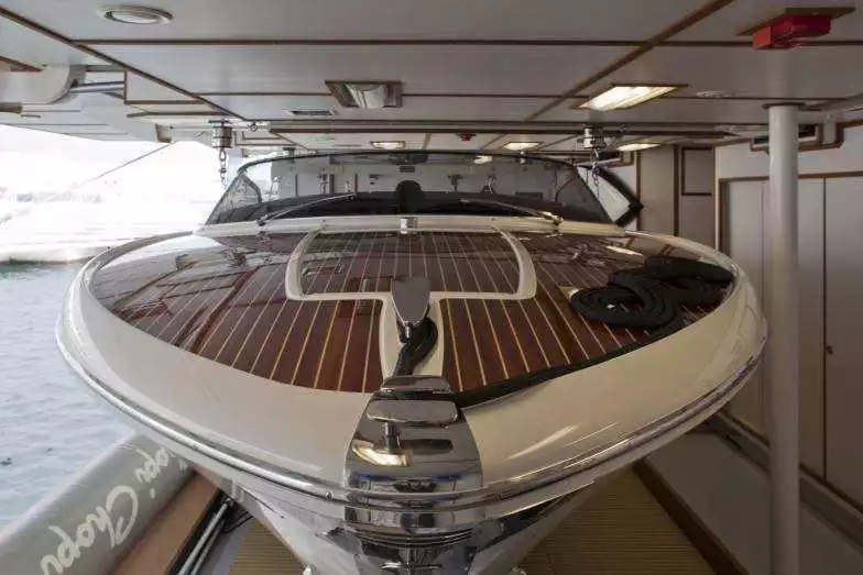 Chopi Chopi's private speed boat