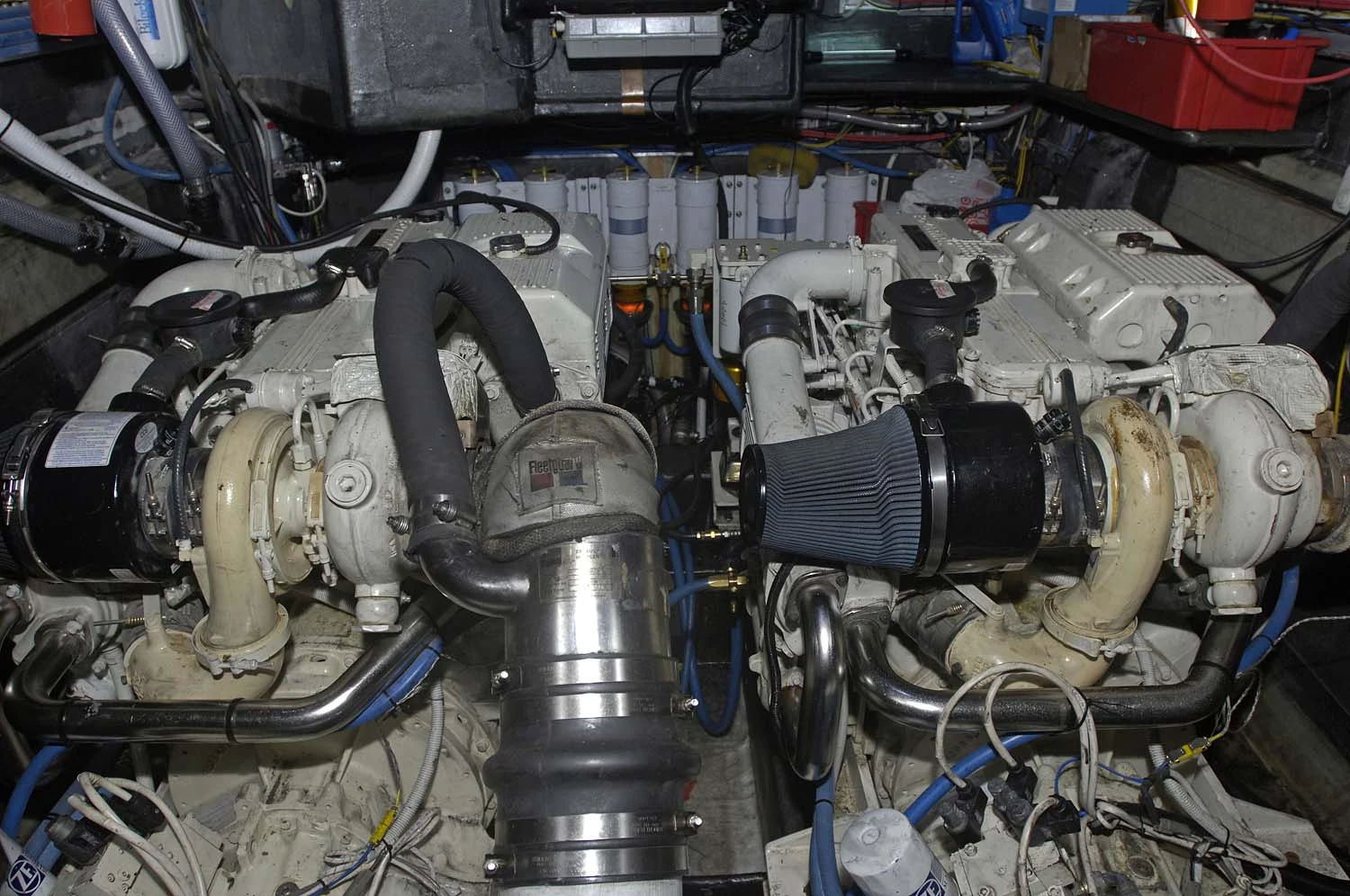 1080hp Cummins Mercruiser engine