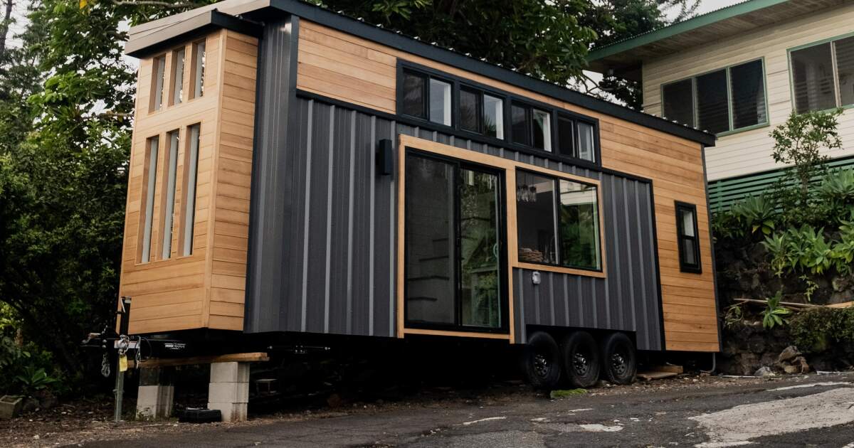 Family And Friends Build Contemporary Tiny House You Can Too