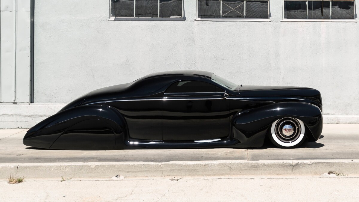 Scrape is one of the most iconic hot-rods of all time. Unveiled in 1998, it featured on the cover of five magazines and starred at concours events such as Meadowbrook, the Louis Vuitton Classic and SEMA. It toured 20 major car shows in the USA and Canada as the feature attraction in 1998 and 1999.