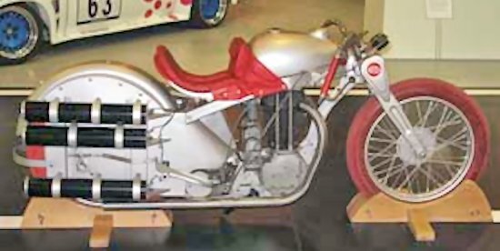 Side view of a modern replica of Fritz von Opel's Raketen Motorrad (Photo: Joris Bergsma)