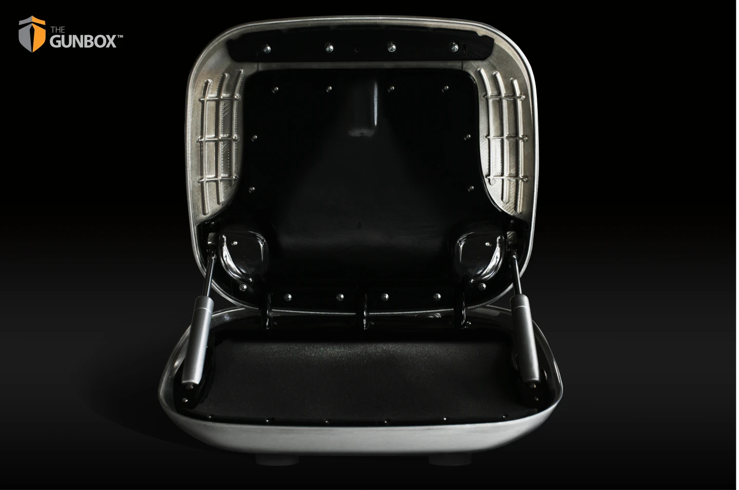 The inside measures 8.9 x 6.5 x 1.5 in (22.5 x 16.5 x 3.8 cm) – plenty of room for a single handgun or other small objects