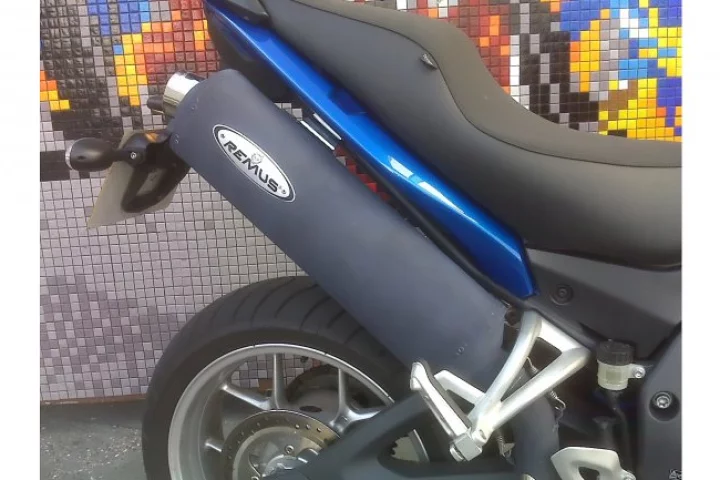 Zircotec tested their thermal coating for street use using a Triumph Tiger 1050