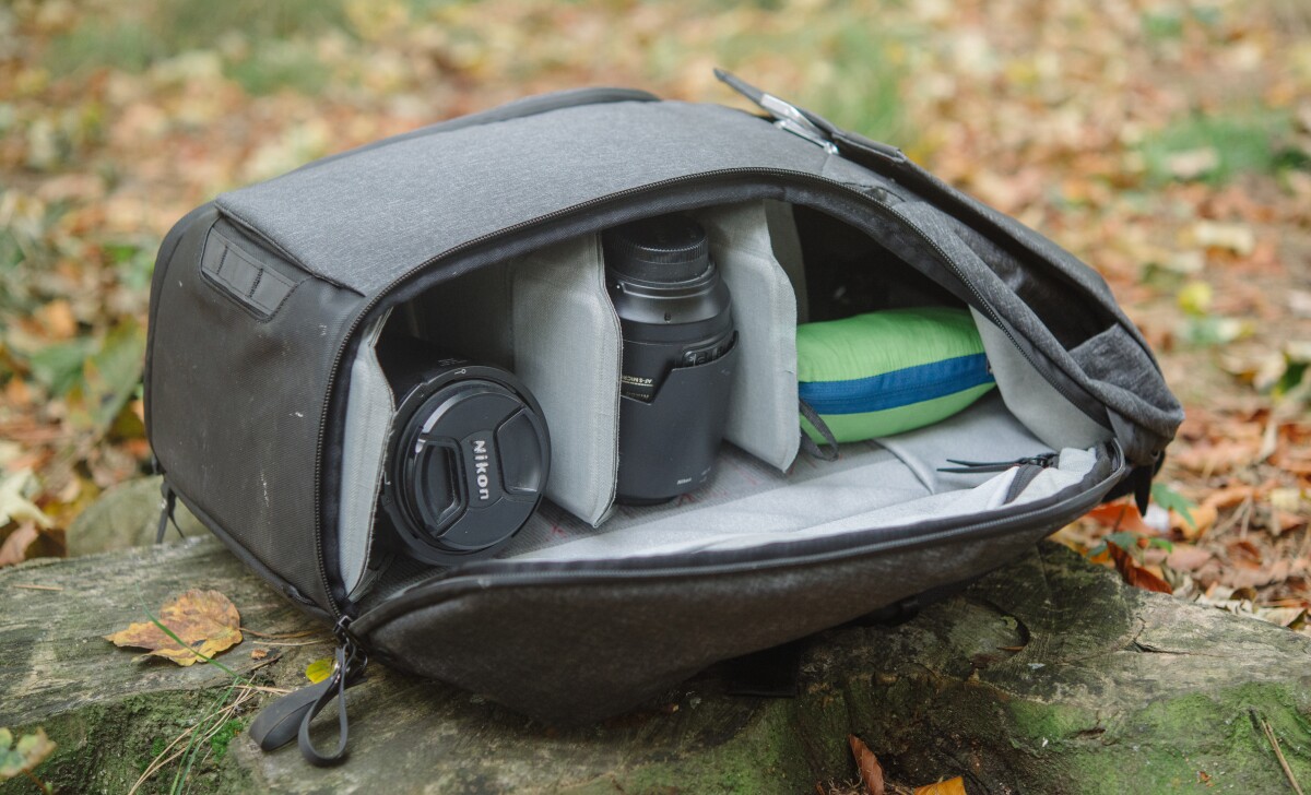 We were able to carry two DSLRs and several lenses in the 30 L version of the Peak Design Everyday Backpack