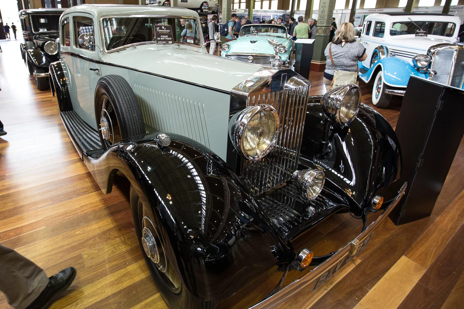 A 1935 Rolls-Royce 20/25HP Sports Saloon on show at Motorclassica 2014 (Photo: Nick Lavars/Gizmag)