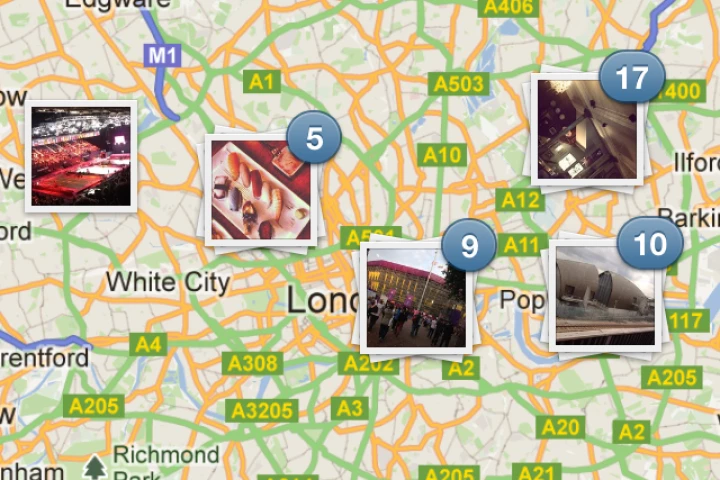 A Photo Map, zoomed in to the London area