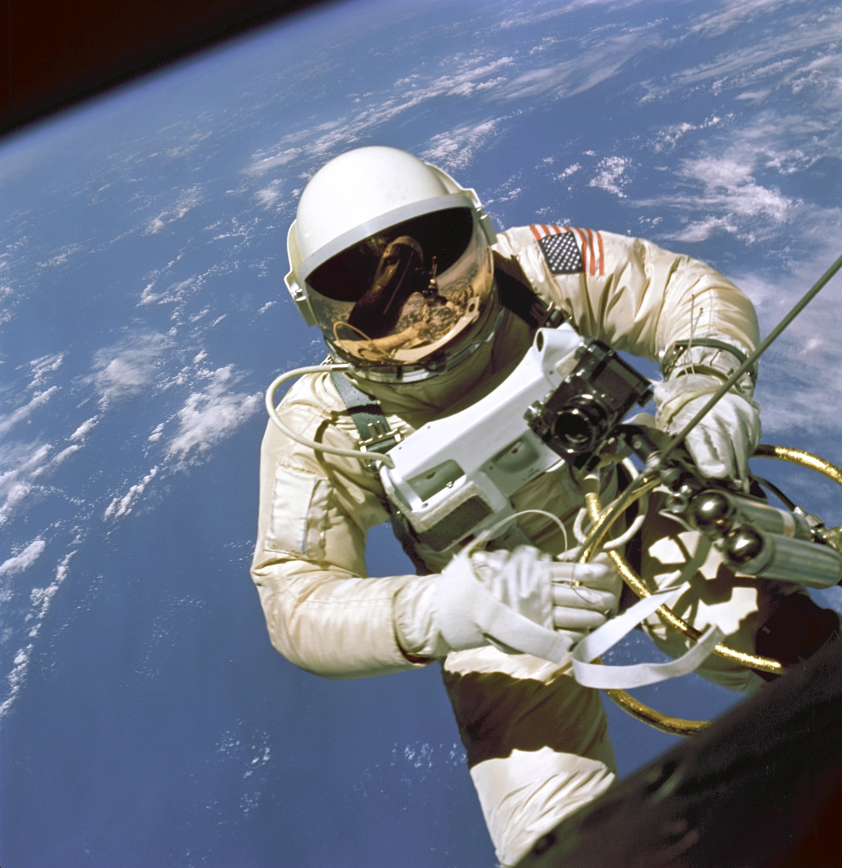 The new design evolved from the suit Ed White wore during his spacewalk on Gemini 4 in 1965 (Image: NASA)