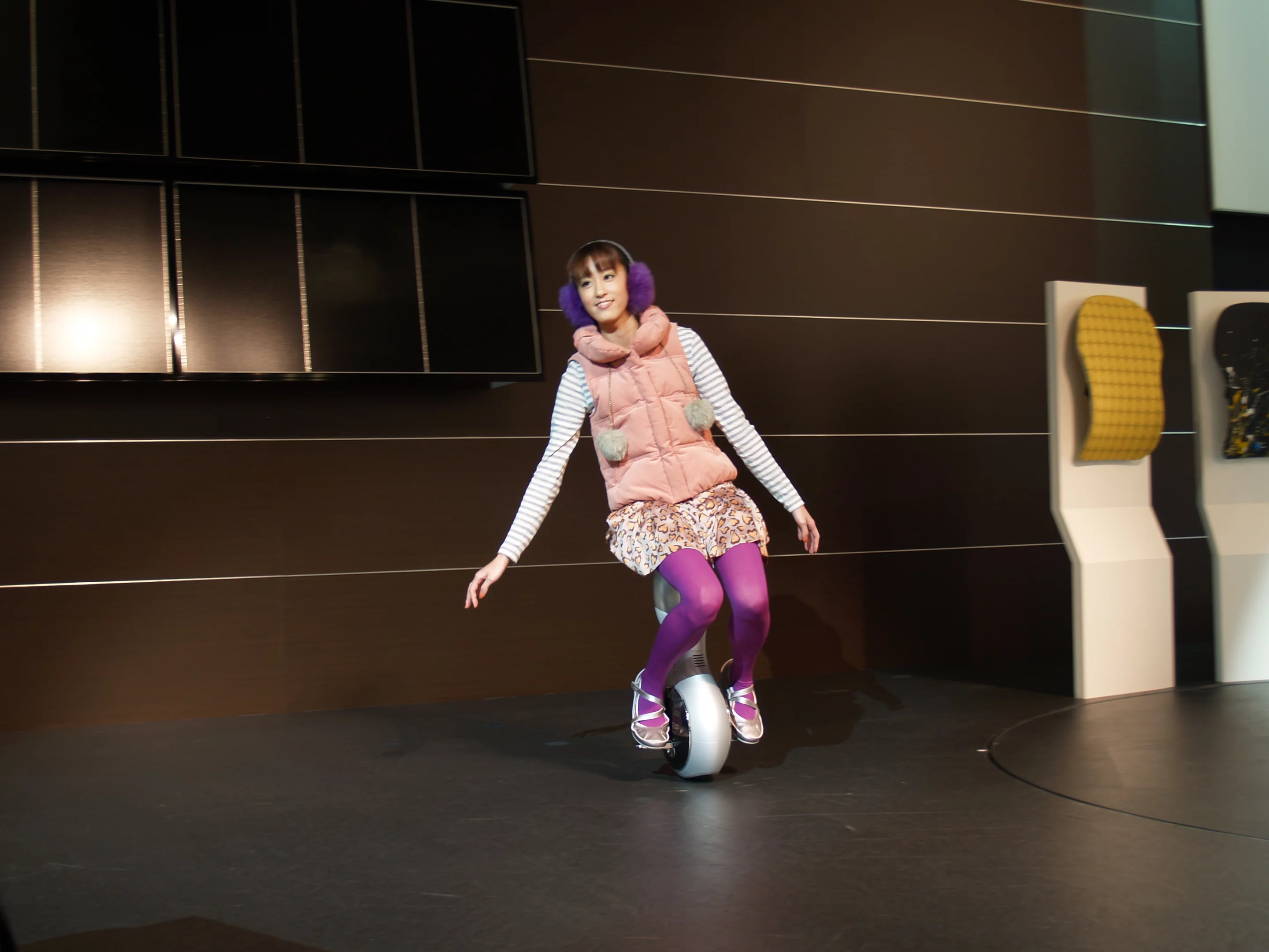 This Honda demonstration model flitted around the stage like tinkerbell for hours at a time on the U3-X during Tokyo Motor Show 2011 (Photo: Mike Hanlon / Gizmag.com)