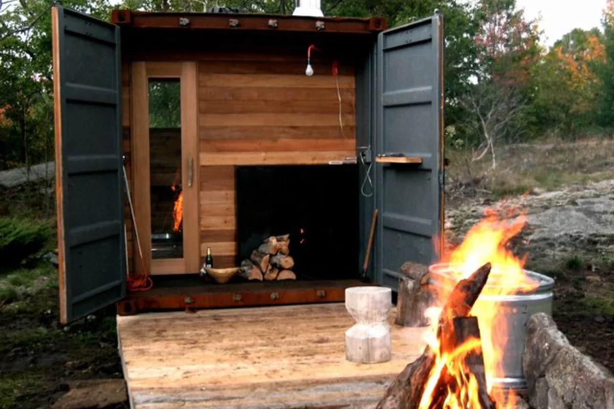 Once opened and in use Sauna Box comes into its own, being a wood-burning sauna perfect for cold conditions