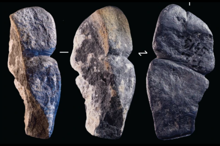 University of Bordeaux researchers believe this small, carved graphite pendant looks like a penis