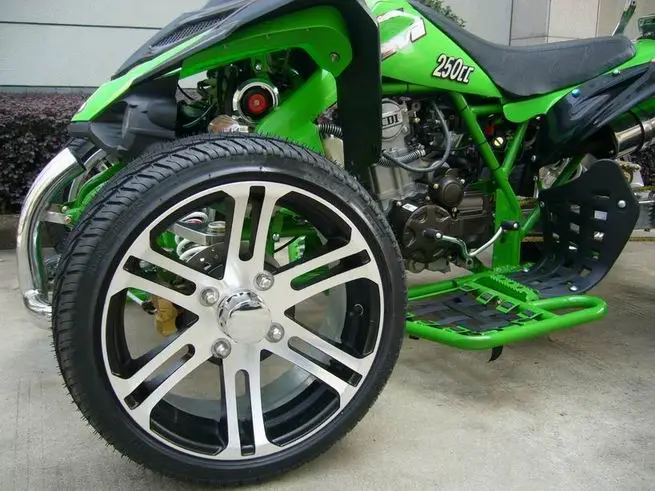An outstanding feature of the Venom is the exclusive 14 inch alloy wheels