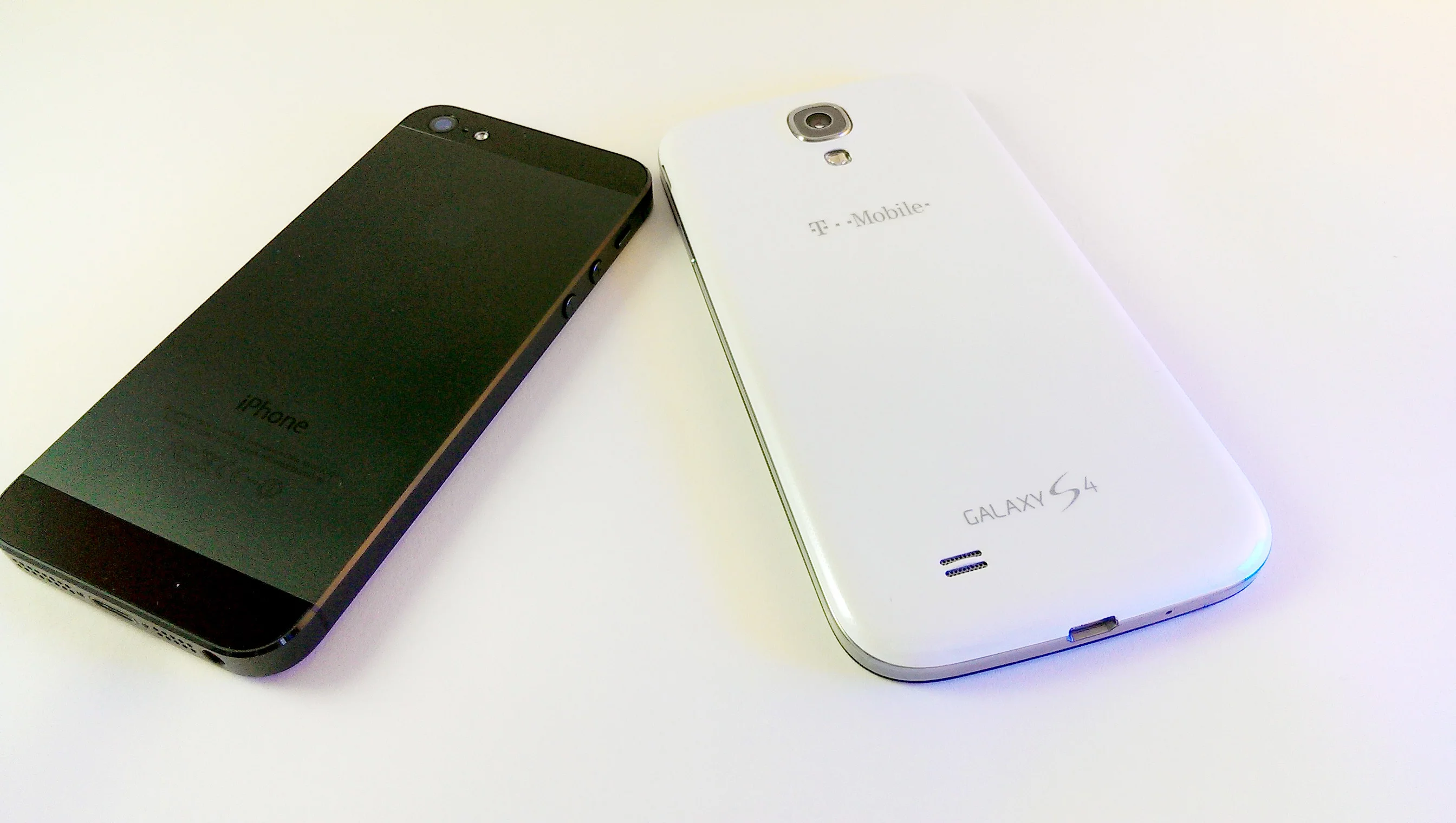 We reviewed the black/slate iPhone 5 and the white Galaxy S4