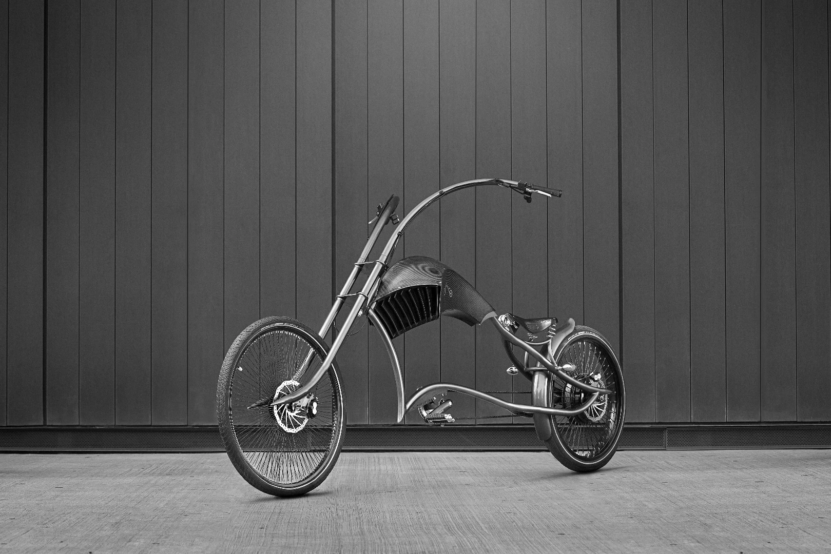 Each Archont is built-to-order by hand, featuring a swooping stainless steel frame and fork