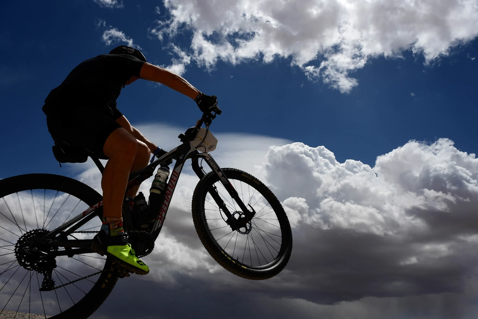 The elevation gain in the Gaes Titan desert race totals 7,500 meters (25,000 ft) in all, but is thankfully spread out over six days