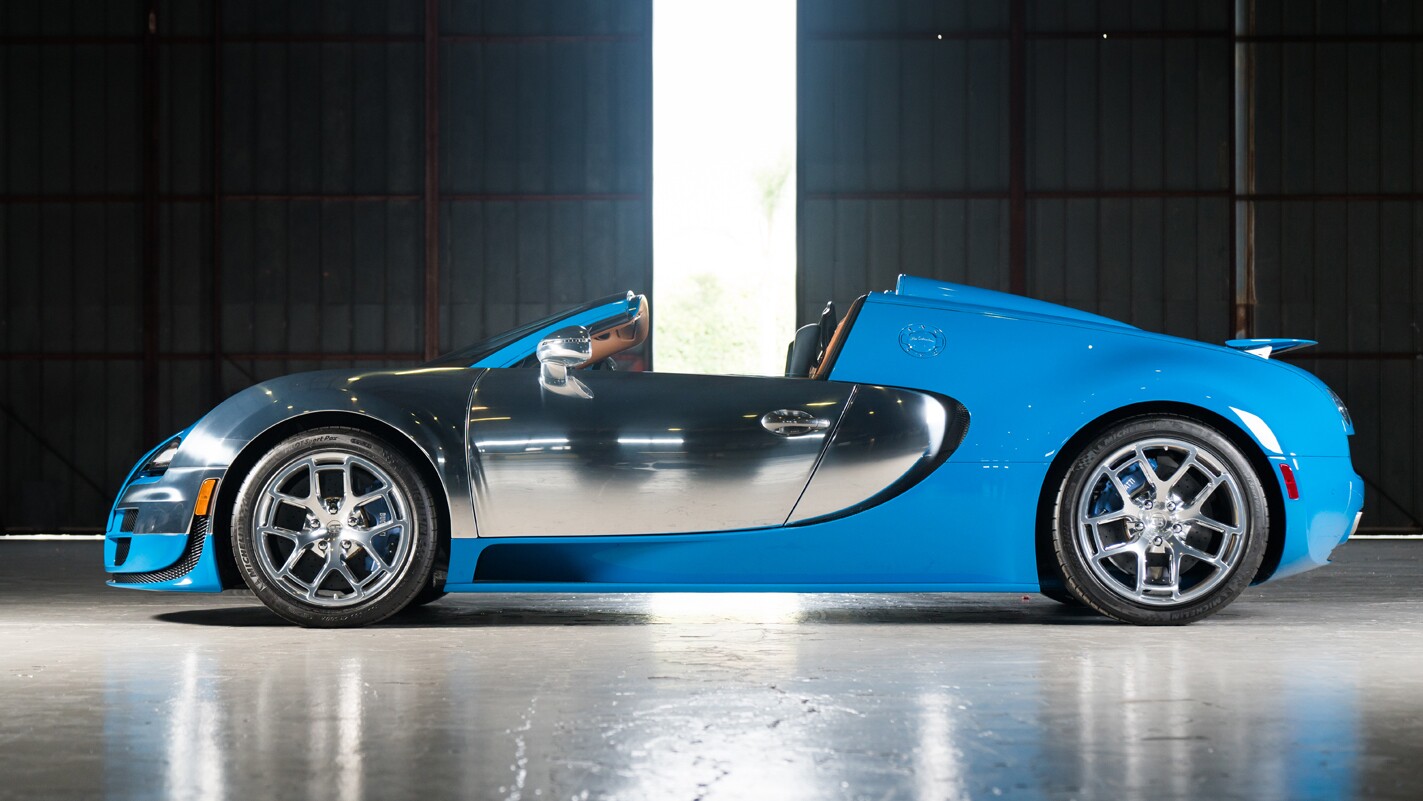2018 Monterey Car Week Auction Preview | 2014 Bugatti Veyron Grand Sport Vitesse | Failed to reach reserve price. High bid: $1,800,000 | Estimate: from $2,100,000 to $2,600,000 | Auction: Gooding & Co | Lot 170 | Official Description
