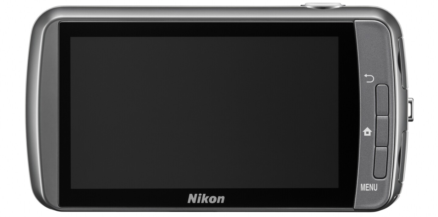 When the Nikon COOLPIX S800c is up-and-running, the 3.5-inch OLED touch screen on the rear reveals its Android-toting credentials