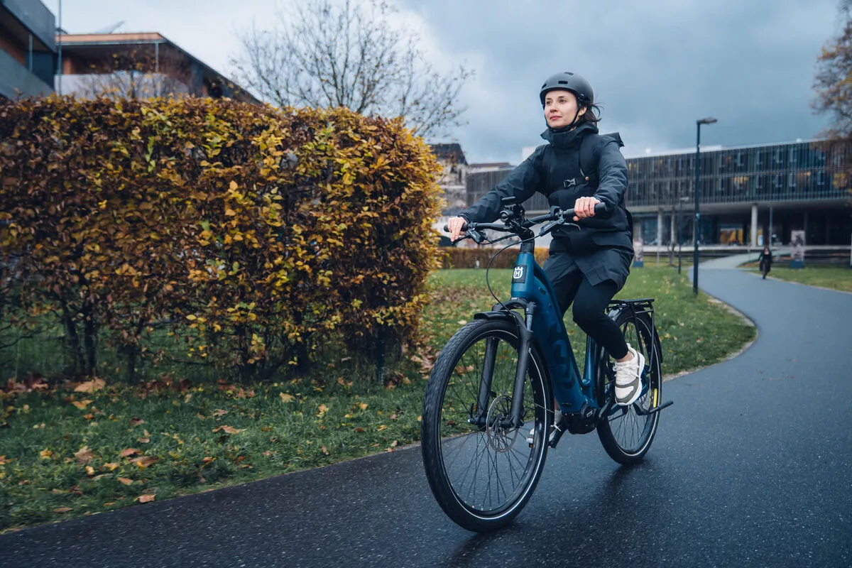 The Grand Pather ebikes benefit from an air suspension fork and all-weather fenders