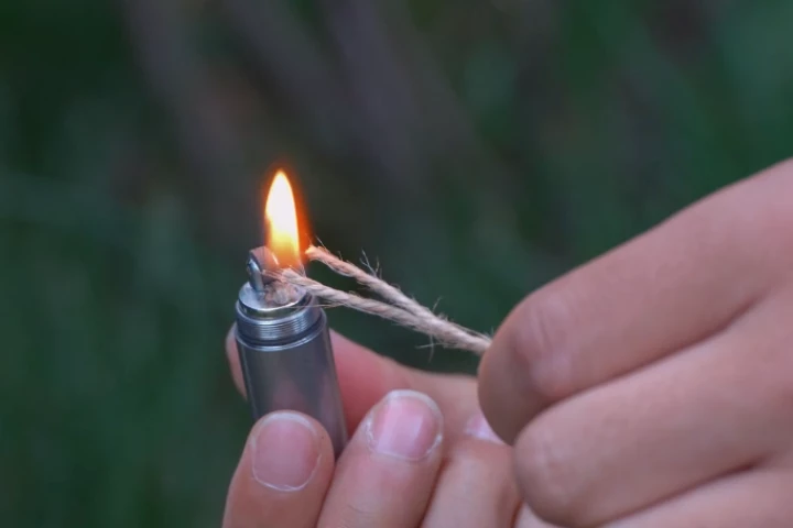 Lighting a fire with the DeepBlue Design Ti-Capsule lighter