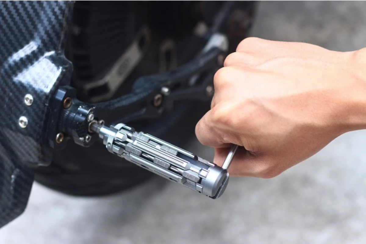 The S1 Boost with its power-boosting lever deployed