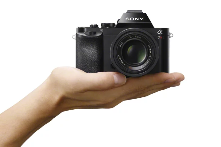 The Sony A7 and A7R have each received a number of performance boosts thanks to new firmware updates