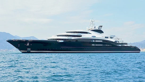 DISPLACEMENT MOTOR YACHT 3000GT AND ABOVE winner Serene