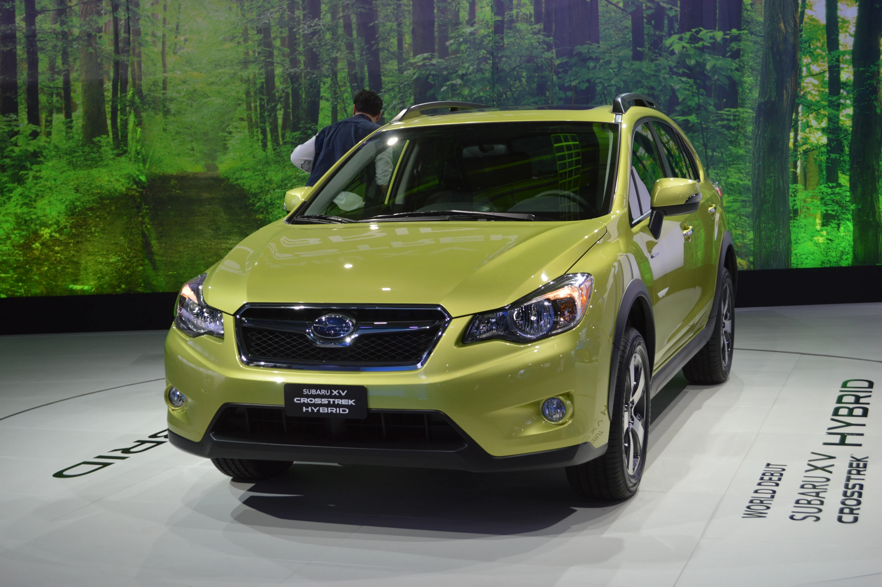 Subaru's first production hybrid debuts at the 2013 NY International Auto Show