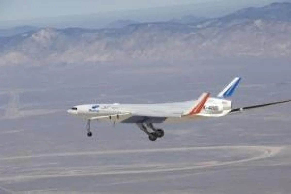 Boeing's Blended-Wing Body (BWB) X-48B prototype completed its first test flight last week. Photo courtesy of NASA.