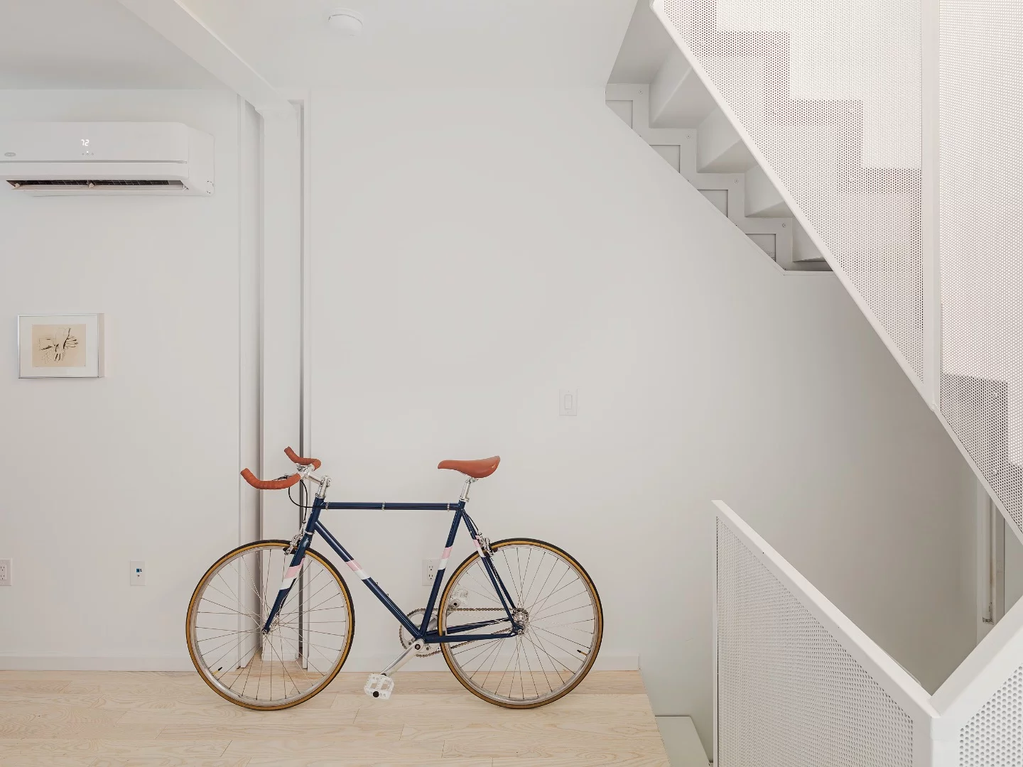 Tiny Tower measures 1,250 sq ft (116 sq m)