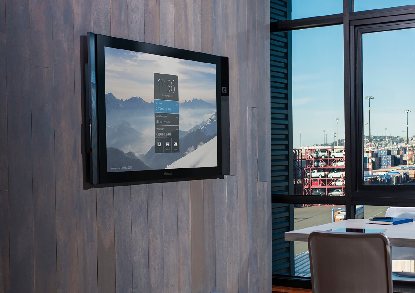 There are two sizes of the Surface Hub on offer– a 55-inch 1,920 x 1,080 variant, and a 84-inch, 3,840 x 2,140 option