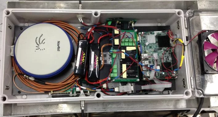 Researchers can wirelessly upload data on current jellyfish hot spots to the JEROS's onboard computer and microprocessor to have it plot a course to these areas on its own