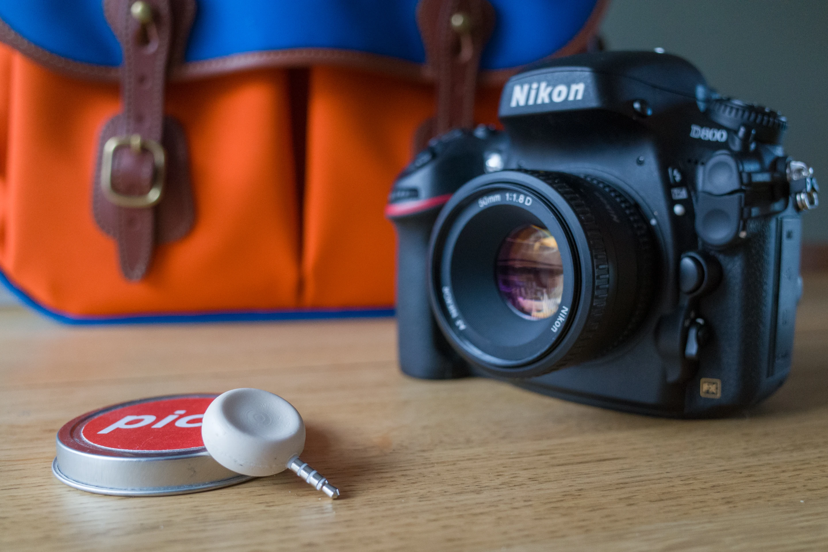 The Pico is a dongle for your camera which can be programmed via a smartphone to make shooting time-lapse easier (Photo: Simon Crisp/Gizmag.com)