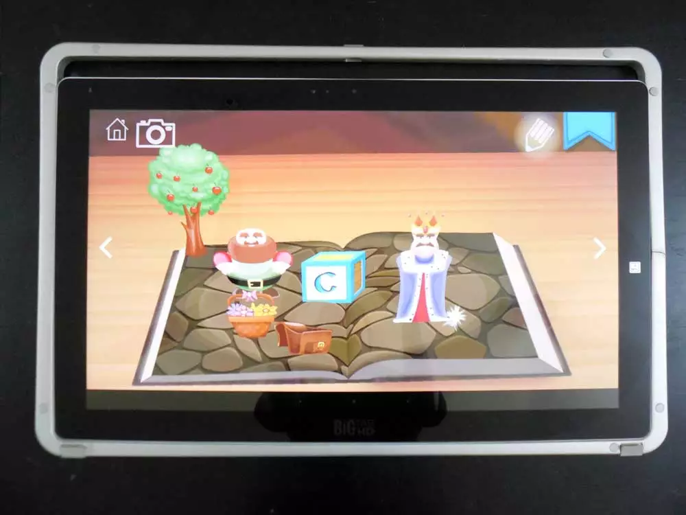 Kids can use 3D stickers to create their own pop up pages in the interactive books (Photo: Lakshmi Sandhana/Gizmag.com)