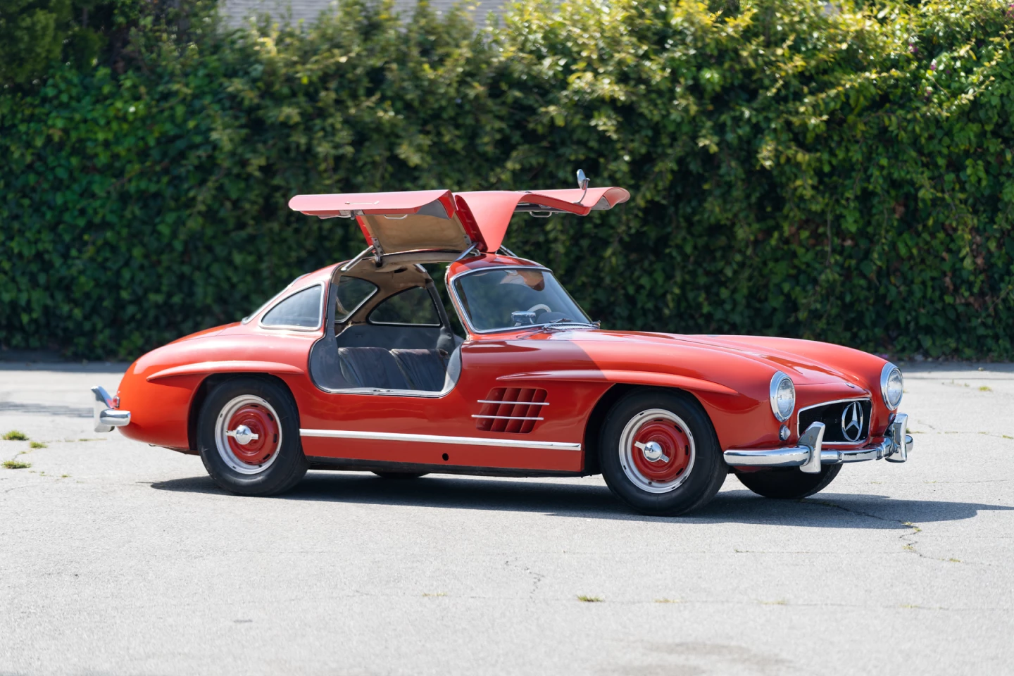 No Sale | 1955 Mercedes-Benz 300 SL Gullwing | High Bid: $1,060,000 | Gooding & Company | Geared Online | 7 August 2020 | Lot 76 | Estimate: $1,200,000 to $1,400,000 | Official Gooding & Co Auction Page
