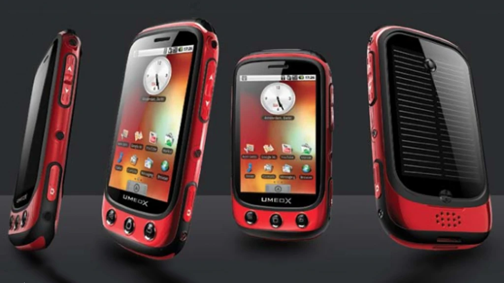 The Umeox Apollo with its in-built solar panel (Image: Mobile Crunch)