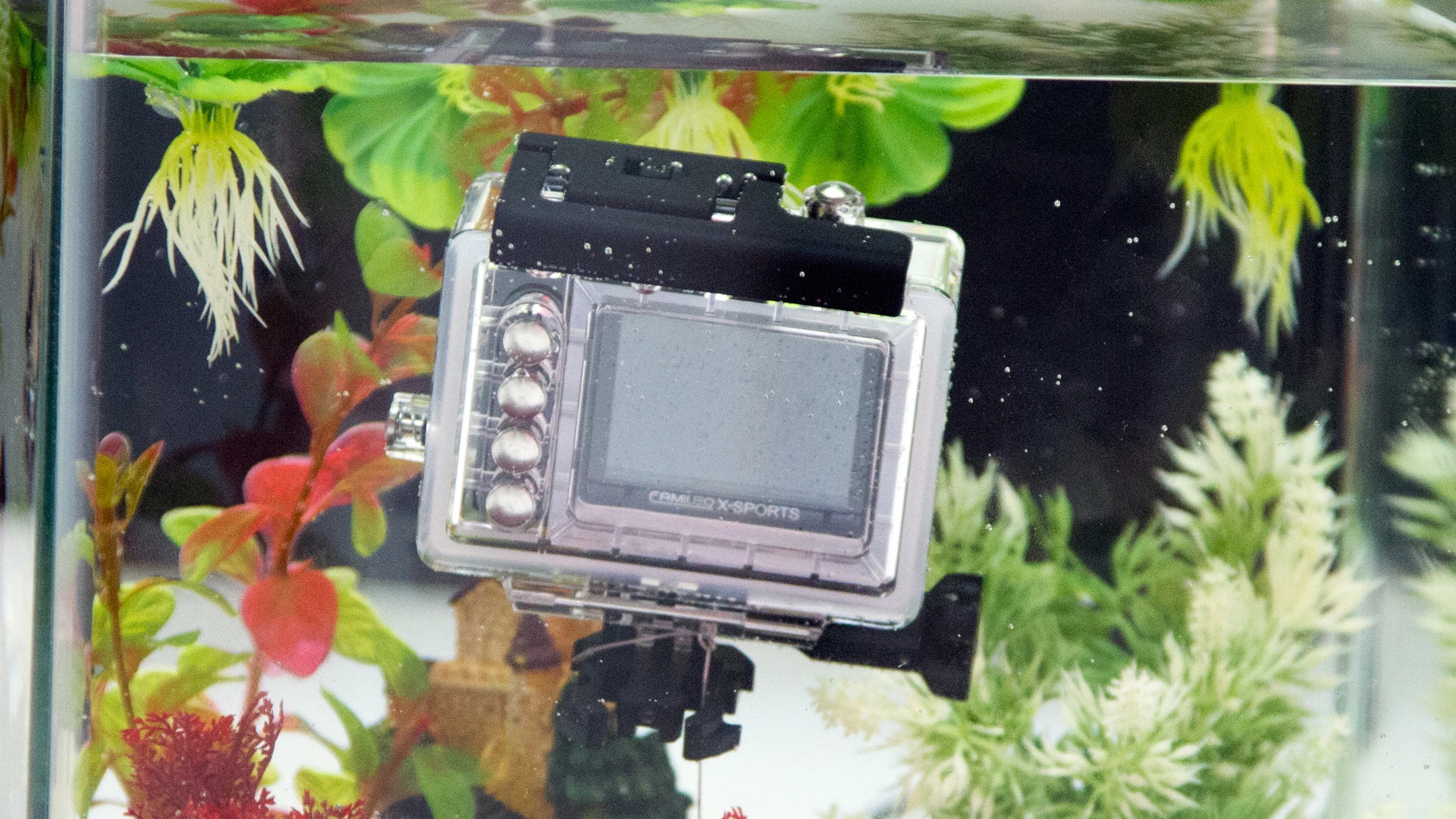 The Camileo's watertight housing allows it to be submerged to a maximum depth of 60 meters (197 ft)