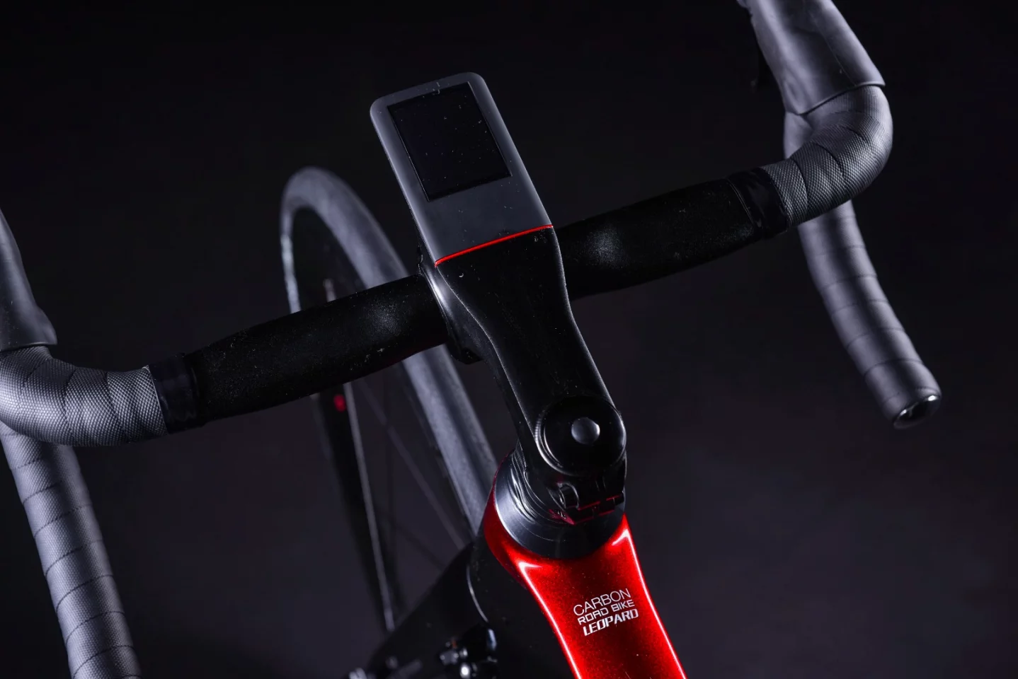 The SpeedX Leopard's aluminum-bodied stem/computer is now known as the Smart Control
