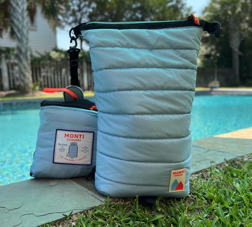 Monti Shasta 23L v2 open and collapsed