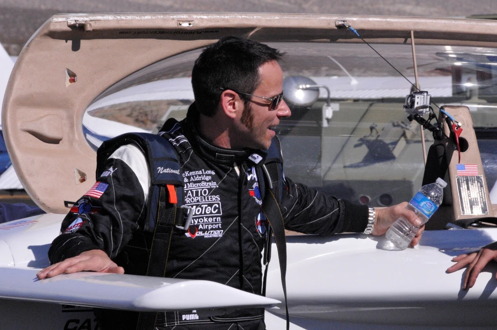 Chip Yates narrowly averted disaster after a dead battery cell killed the aircraft's propulsion during his final turn toward runway 33, but managed to land safely