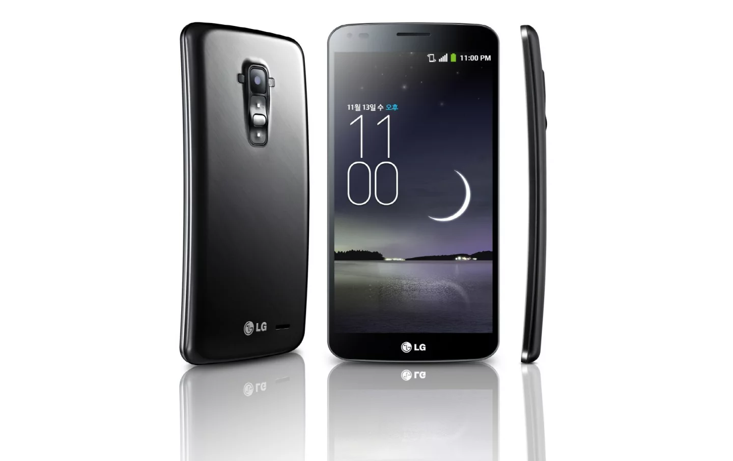 The LG G Flex has a 6-inch, 1280 x 720 resolution P-OLED display, features a Snapdragon 800 quad-core processor, and includes a 3,500 mAh curved battery