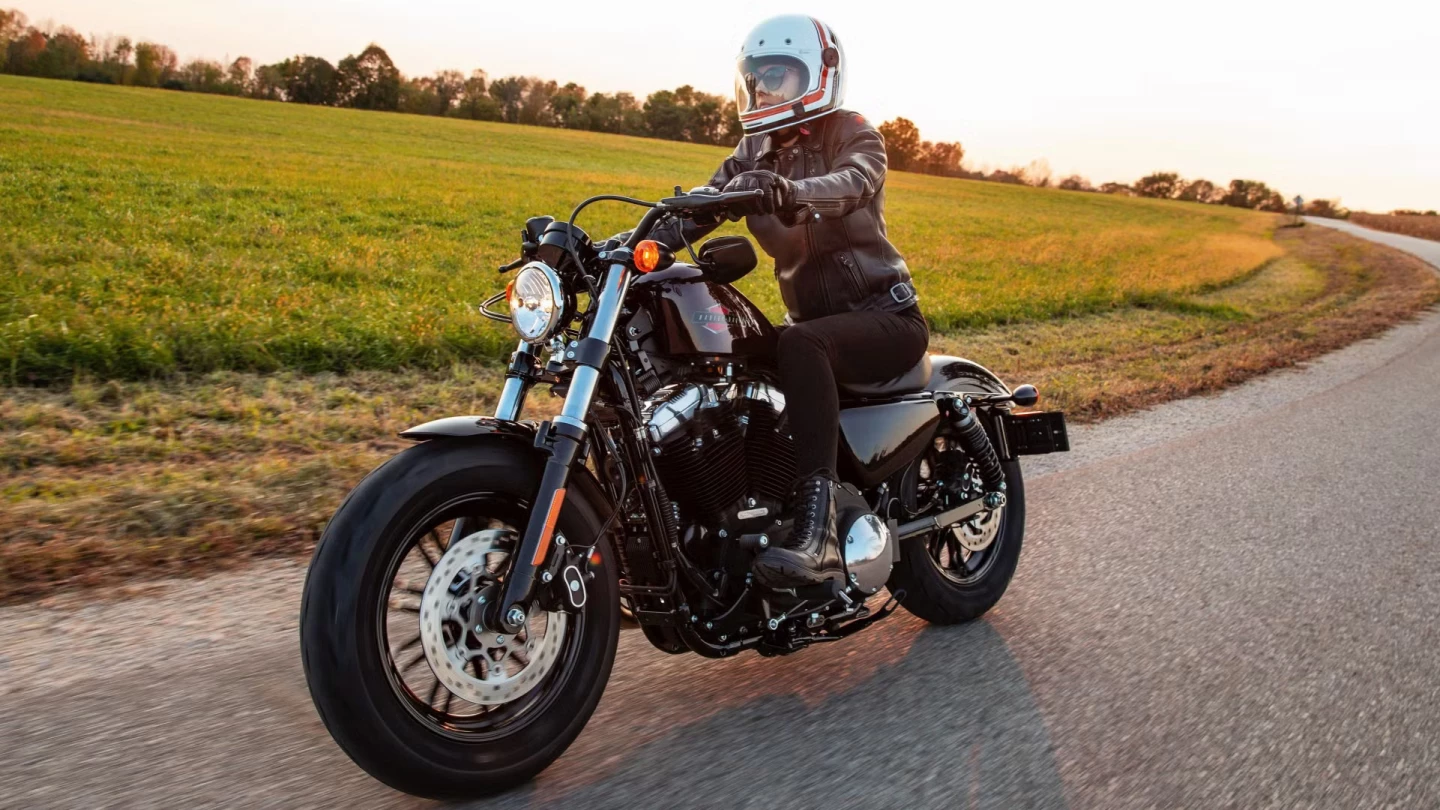 The biggest issue that made it impractical was its rather embarassing 2.1 gallon fuel tank capacity