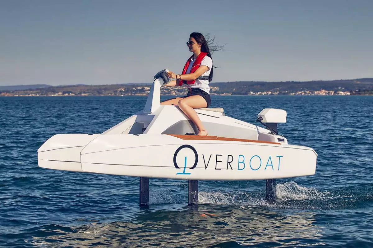 The Neocean Overboat 100F foils its way over the water
