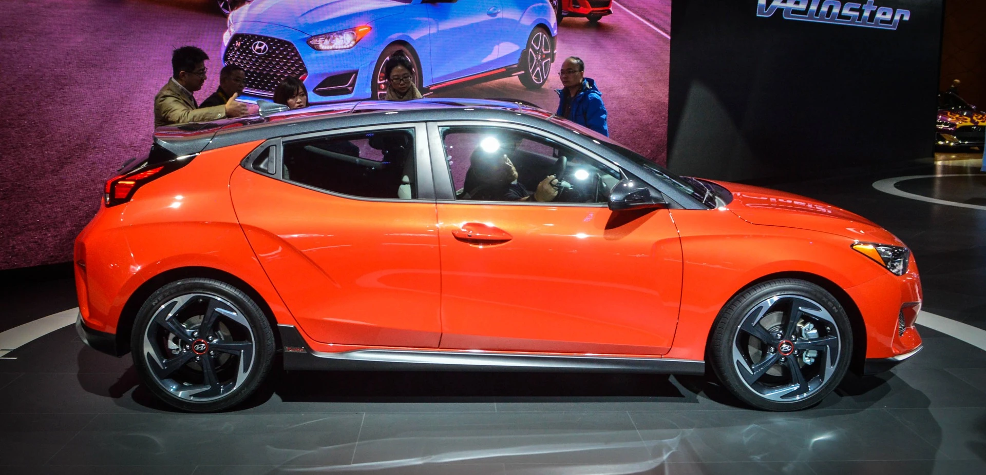 Hyundai debuts the all-new Veloster line-up in Detroit