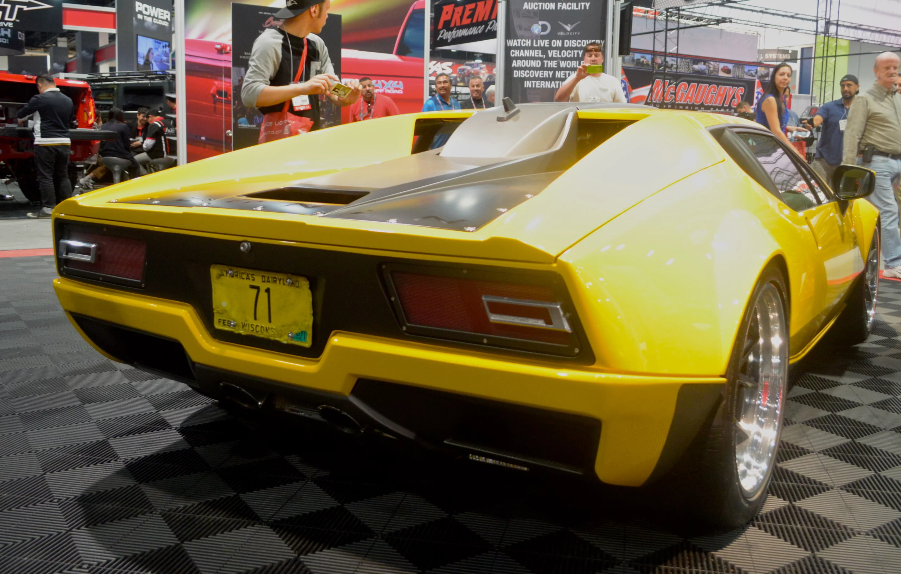 Ringbrothers Pantera ADRNLN at Barrett-Jackson booth (Photo: C.C. Weiss/Gizmag)
