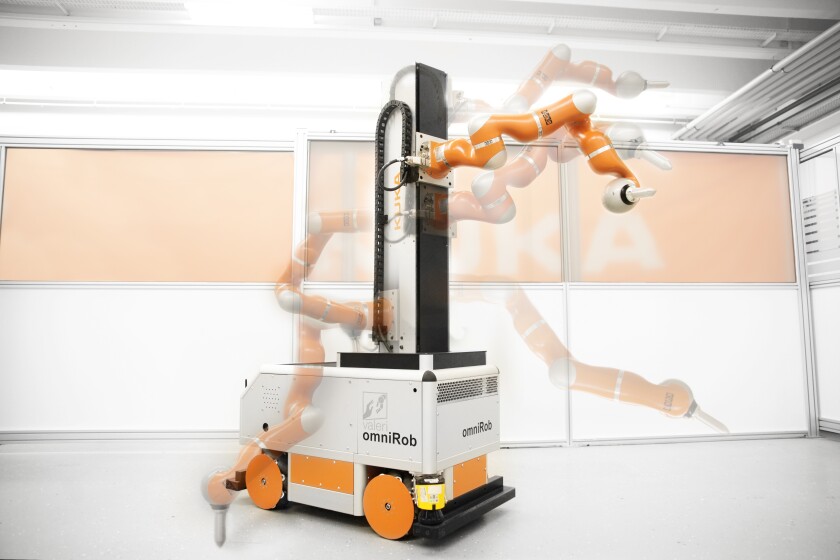 The project’s omniRob robots are intended mainly for performing tasks in confined spaces, using their manipulator arms