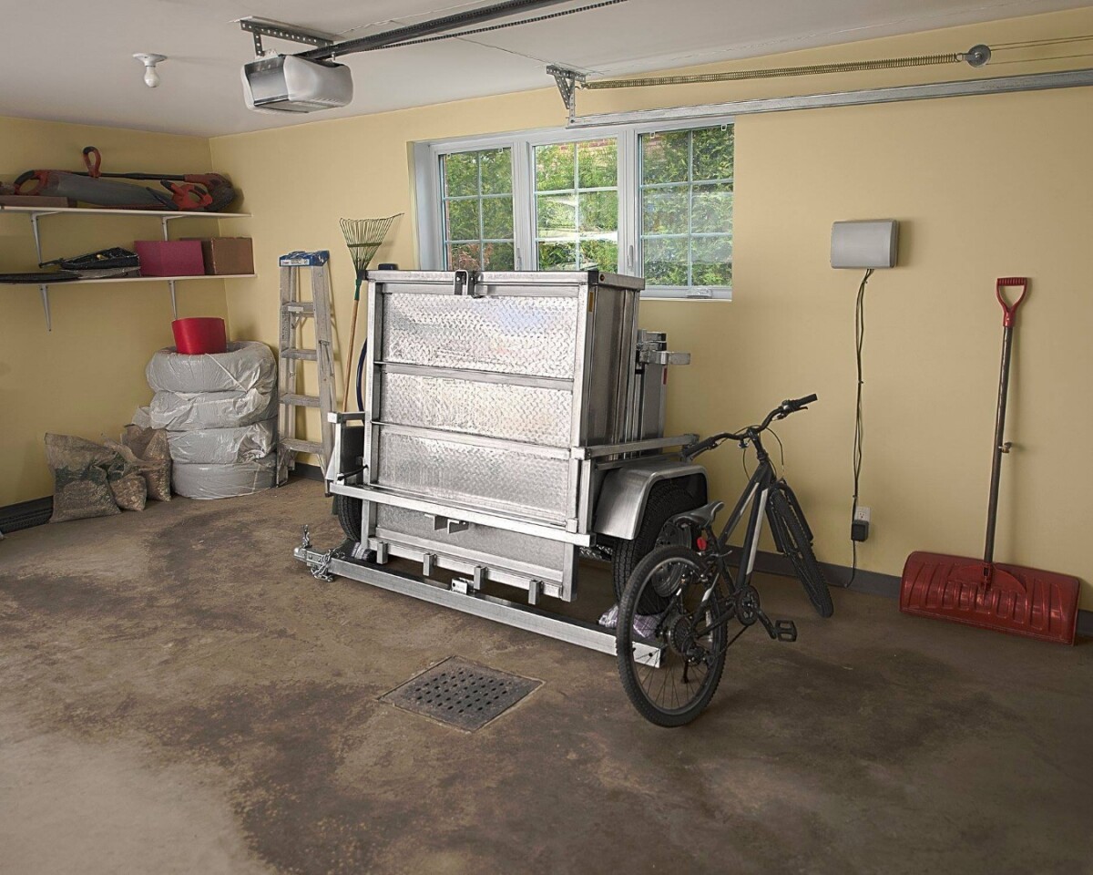 Adapt X Cargo Trailer Folds Up When Not In Use