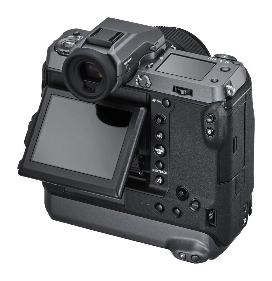 The 3,2-inch touchscreen display at the rear can be tilted in three directions