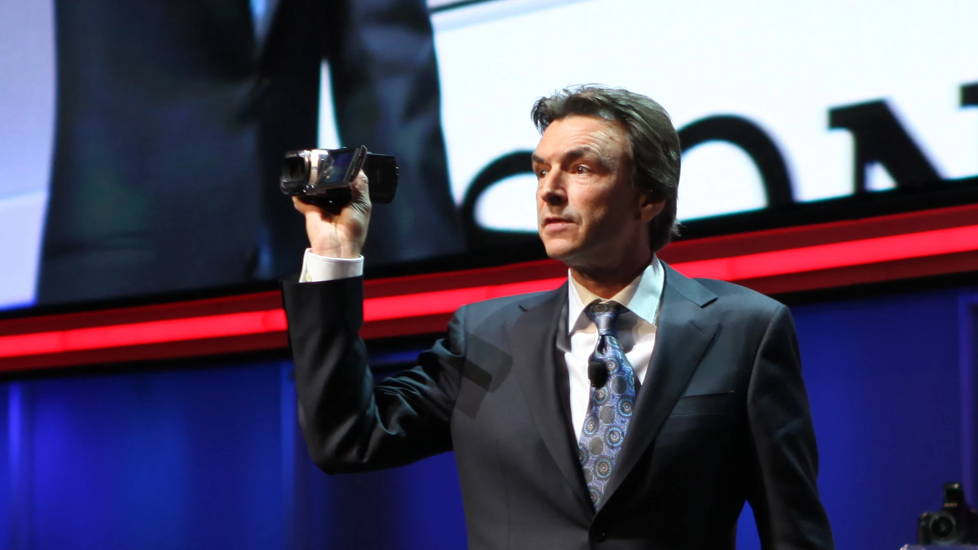 Sony's Phil Molyneux demonstrated the HDR-TD10 3D HD Handycam at CES 2011