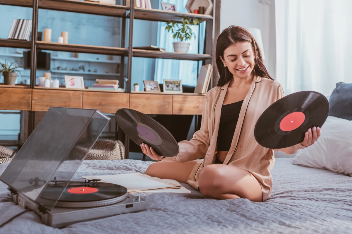 A new report reveals CD sales plummeted across the first half of 2020, while vinyl experienced modest growth