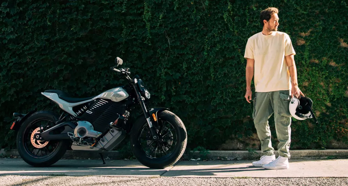 The S2 Del Mar's companion mobile app includes bike info and ride history, weather information, navigation, and roadside assistance - should you need it